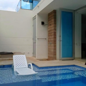 Casa Vacacional con Piscina Privada en Girardot